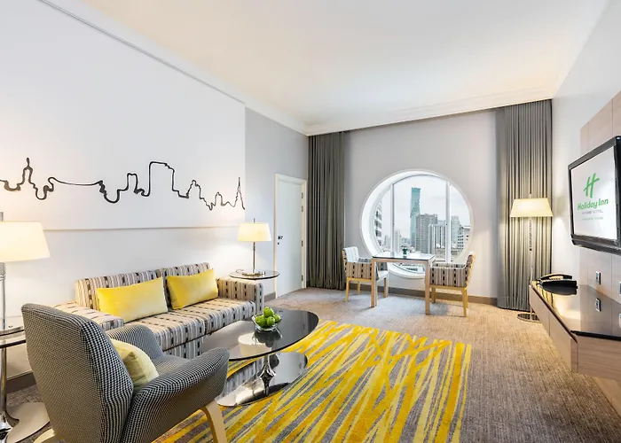 Holiday Inn Bangkok Silom
