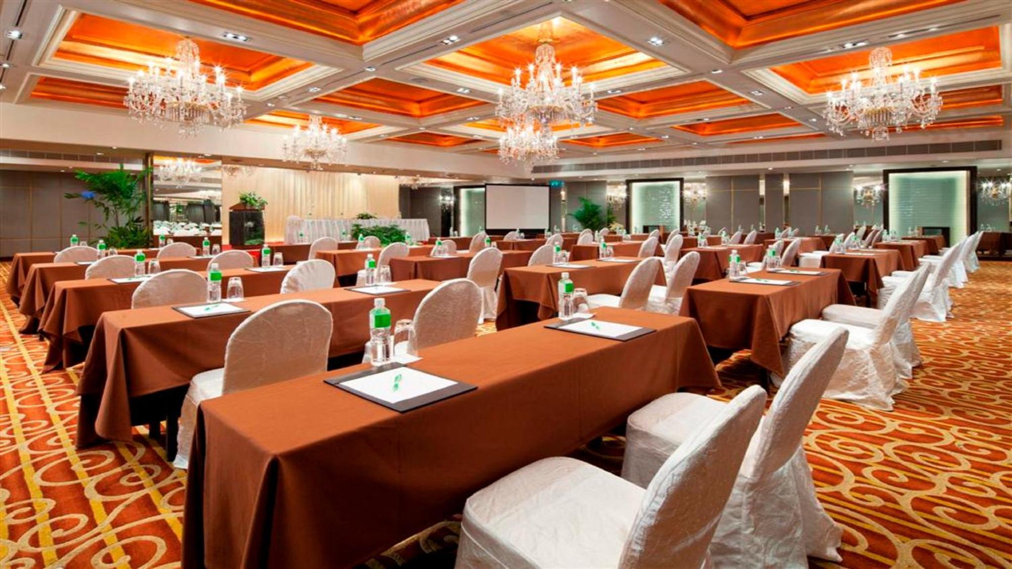 Silom By Ihg Hotel