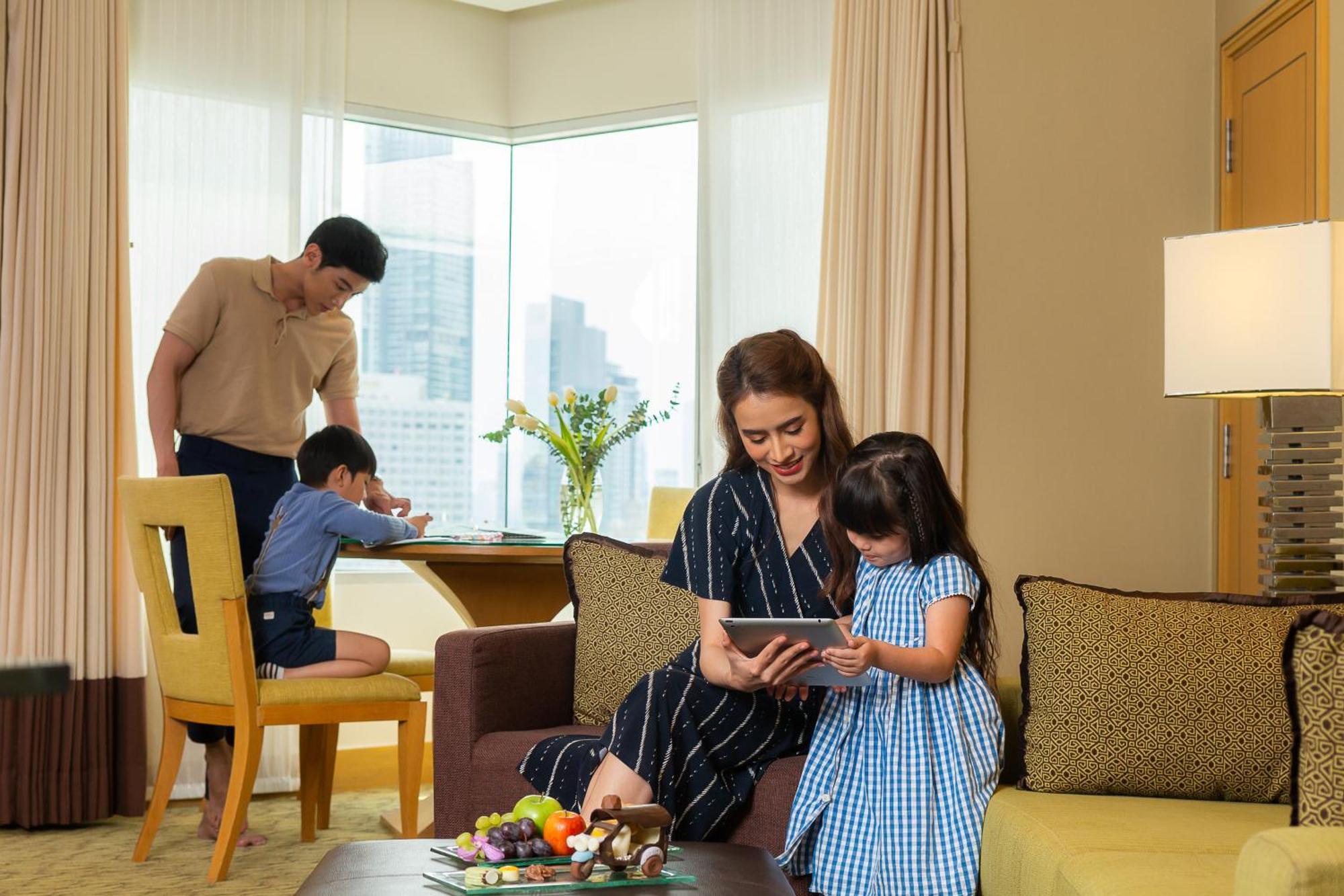 Silom By Ihg Hotel 4*